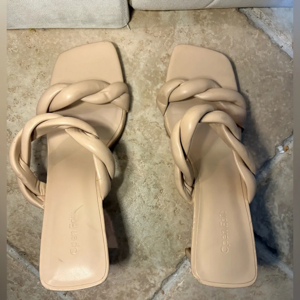 New Open Edit (a Nordstrom brand) Remmy‎ Twist Heeled Sandal Tan Neutral